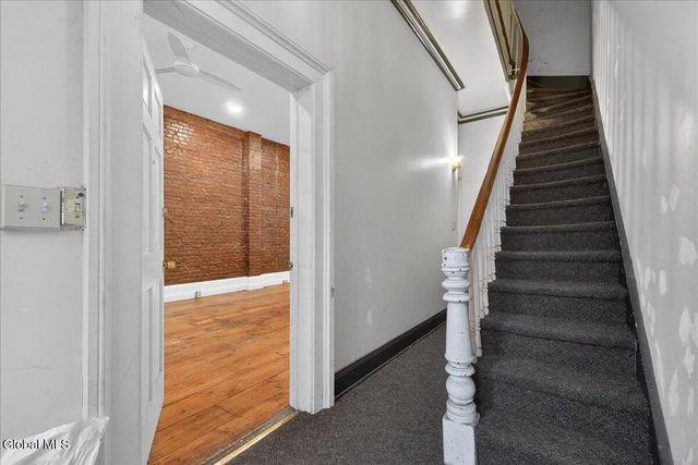 58 Elm Street, Albany, NY 12202