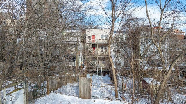 58 Elm Street, Albany, NY 12202