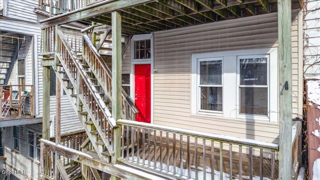 58 Elm Street, Albany, NY 12202