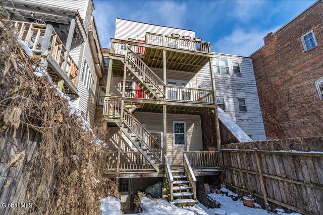 58 Elm Street, Albany, NY 12202