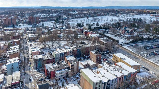 58 Elm Street, Albany, NY 12202