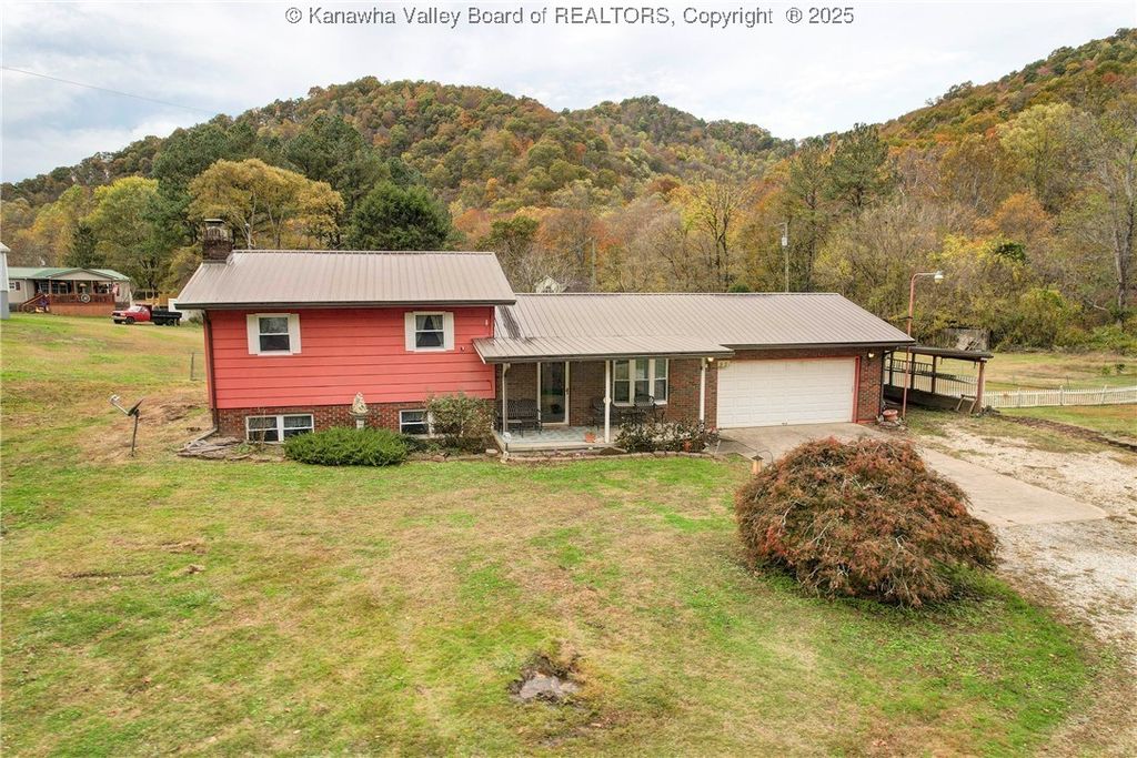57 Chambers Drive, Danville, WV 25053
