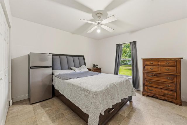 17610 76th Street N, Loxahatchee, FL 33470