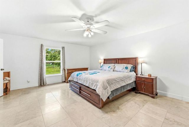 17610 76th Street N, Loxahatchee, FL 33470