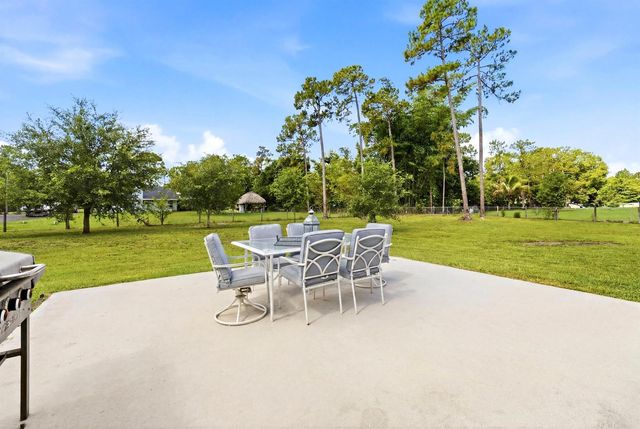 17610 76th Street N, Loxahatchee, FL 33470