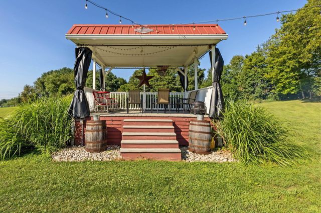 5643 Yankee Street, Fredericktown, OH 43019