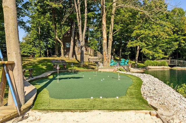 5643 Yankee Street, Fredericktown, OH 43019