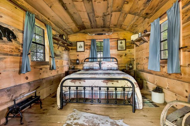 5643 Yankee Street, Fredericktown, OH 43019