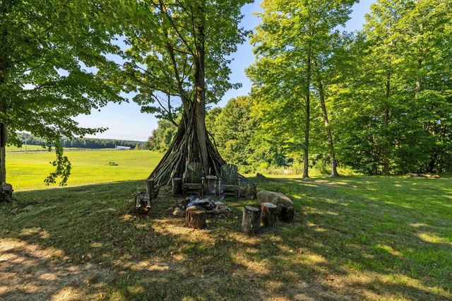 5643 Yankee Street, Fredericktown, OH 43019