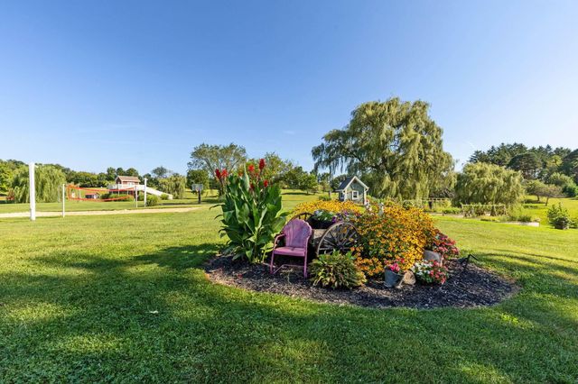 5643 Yankee Street, Fredericktown, OH 43019