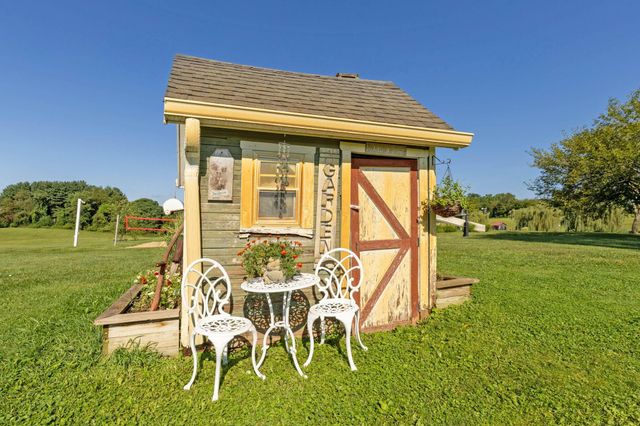 5643 Yankee Street, Fredericktown, OH 43019