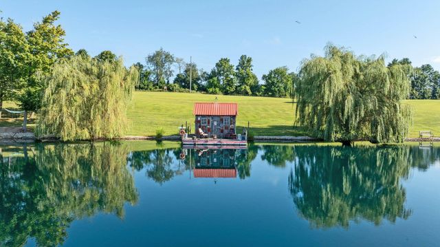 5643 Yankee Street, Fredericktown, OH 43019