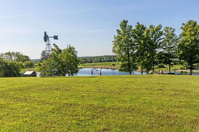 5643 Yankee Street, Fredericktown, OH 43019