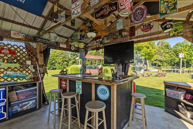 5643 Yankee Street, Fredericktown, OH 43019