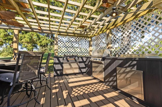 5643 Yankee Street, Fredericktown, OH 43019