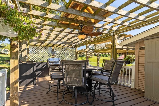 5643 Yankee Street, Fredericktown, OH 43019