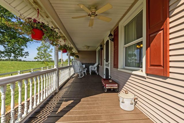 5643 Yankee Street, Fredericktown, OH 43019