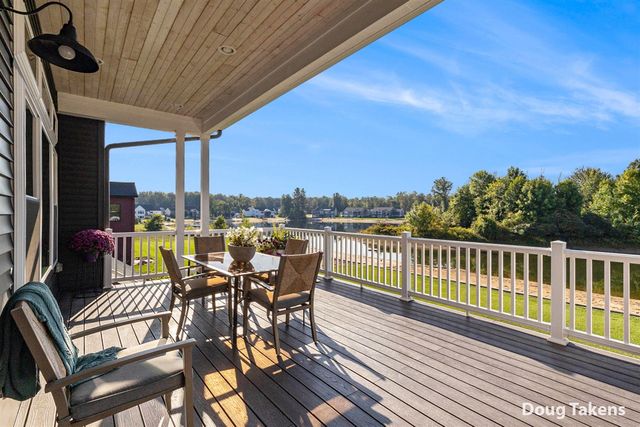 5356 Eagle Cove Drive, Hudsonville, MI 49426