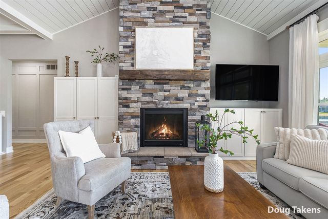 5356 Eagle Cove Drive, Hudsonville, MI 49426