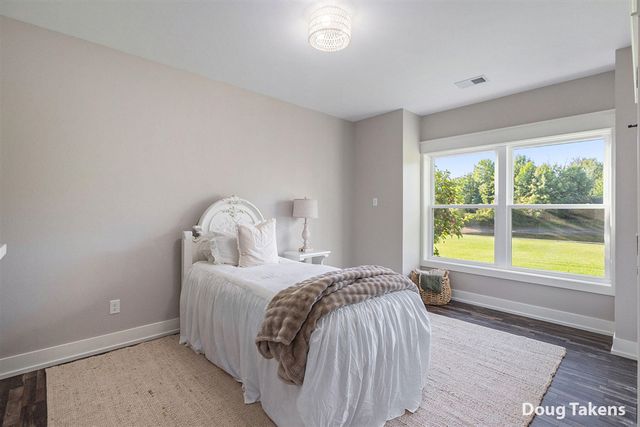 5356 Eagle Cove Drive, Hudsonville, MI 49426