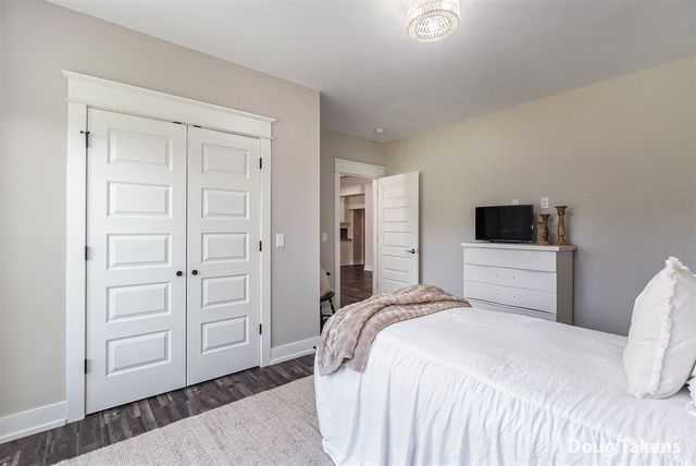 5356 Eagle Cove Drive, Hudsonville, MI 49426