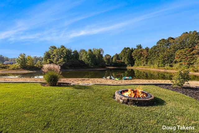 5356 Eagle Cove Drive, Hudsonville, MI 49426