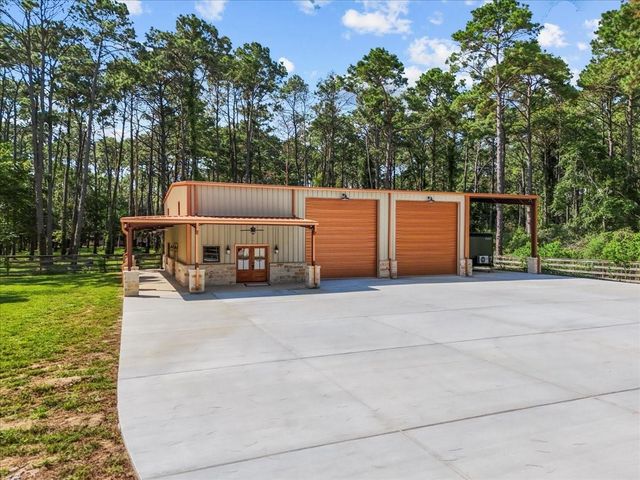 7306 Live Oak Circle, Alvin, TX 77511