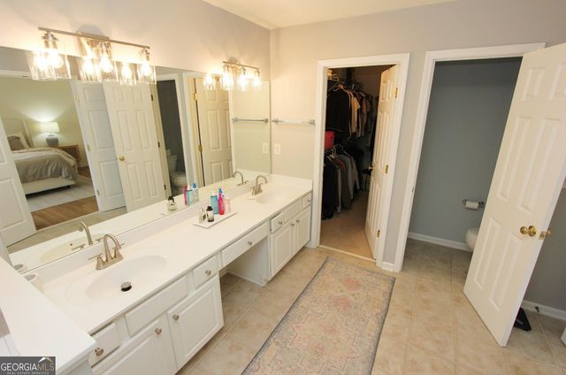 5008 Foxfield Trace SE BLDG 14, Atlanta, GA 30339