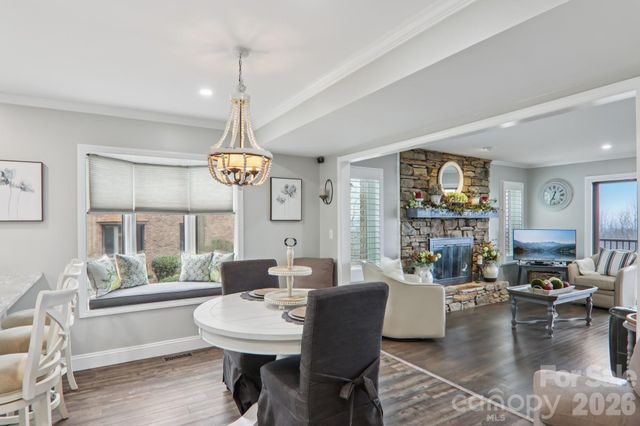 1601 Fleetwood Plaza, Hendersonville, NC 28739