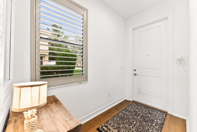 9451 KINLEY Place, Boca Raton, FL 33428