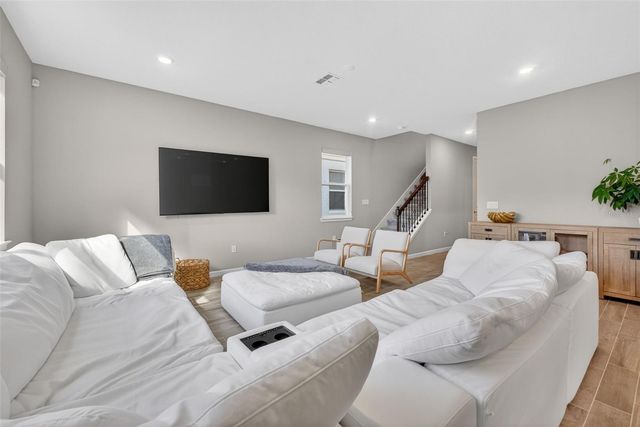 18132 RAMBLE ON WAY, Land O Lakes, FL 34638