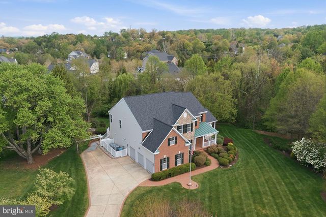1220 ADMIRAL ZUMWALT LN, Herndon, VA 20170