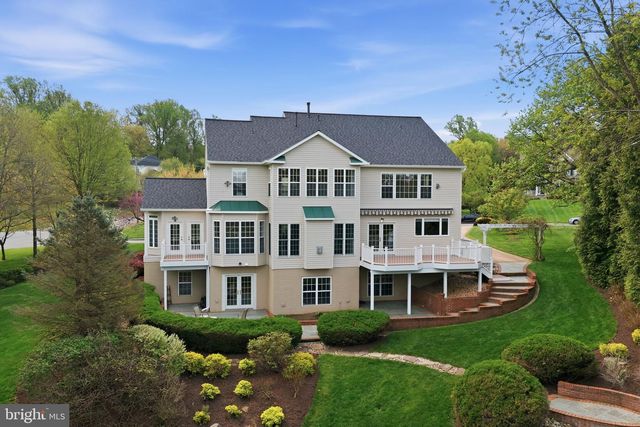 1220 ADMIRAL ZUMWALT LN, Herndon, VA 20170