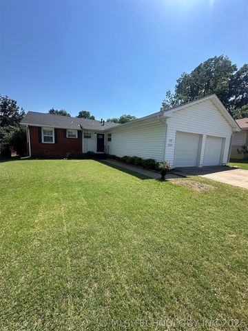 6112 E 21st Street, Tulsa, OK 74114