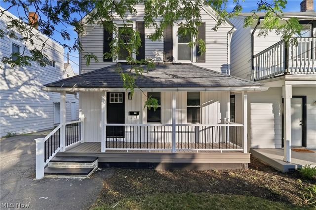 12701 Plover Street, Lakewood, OH 44107