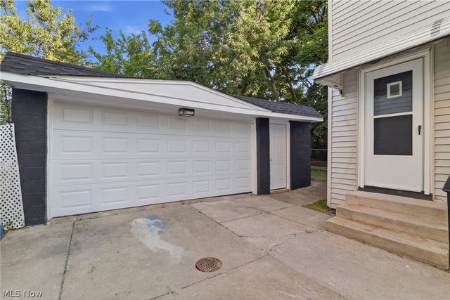 12701 Plover Street, Lakewood, OH 44107