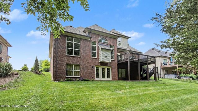 19120 Sturbridge Cir, Louisville, KY 40245