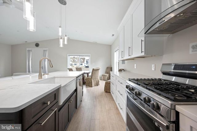 8703 COASTAL HWY, Ocean City, MD 21842