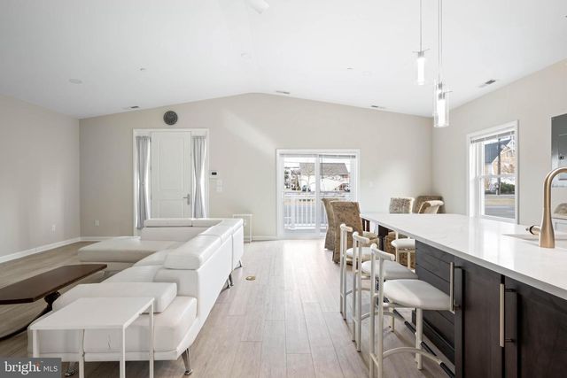 8703 COASTAL HWY, Ocean City, MD 21842