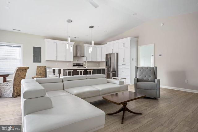 8703 COASTAL HWY, Ocean City, MD 21842