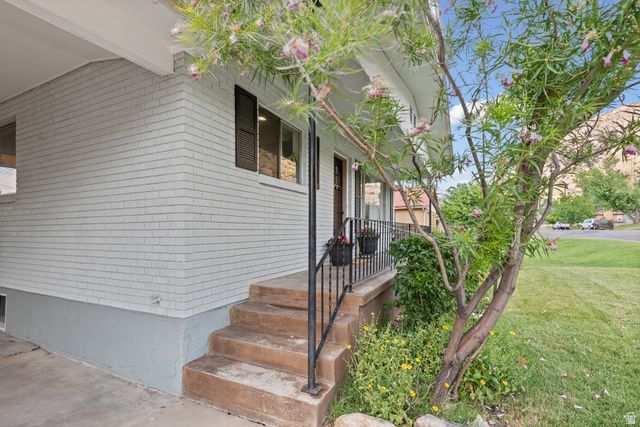 225 TYLER AVE, Ogden, UT 84404