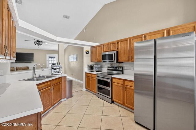 3338 GUERNSEY Court, Jacksonville, FL 32226