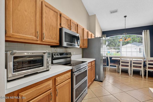 3338 GUERNSEY Court, Jacksonville, FL 32226