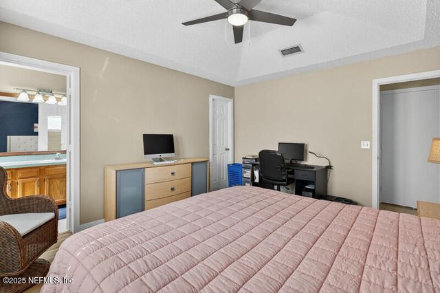 3338 GUERNSEY Court, Jacksonville, FL 32226