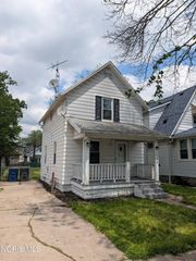 1758 Georgia Avenue, Toledo, OH 43613