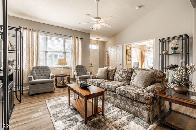 6970 Park Square Drive APT A, Avon, IN 46123