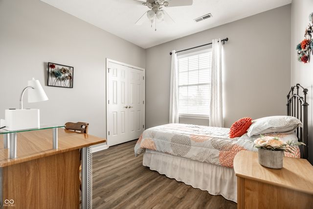 6970 Park Square Drive APT A, Avon, IN 46123