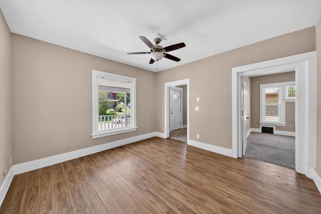 415 S 1ST Street, Council Bluffs, IA 51503