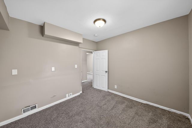 415 S 1ST Street, Council Bluffs, IA 51503