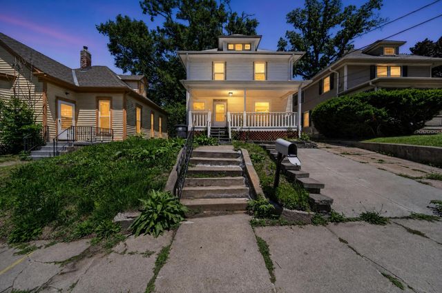 415 S 1ST Street, Council Bluffs, IA 51503